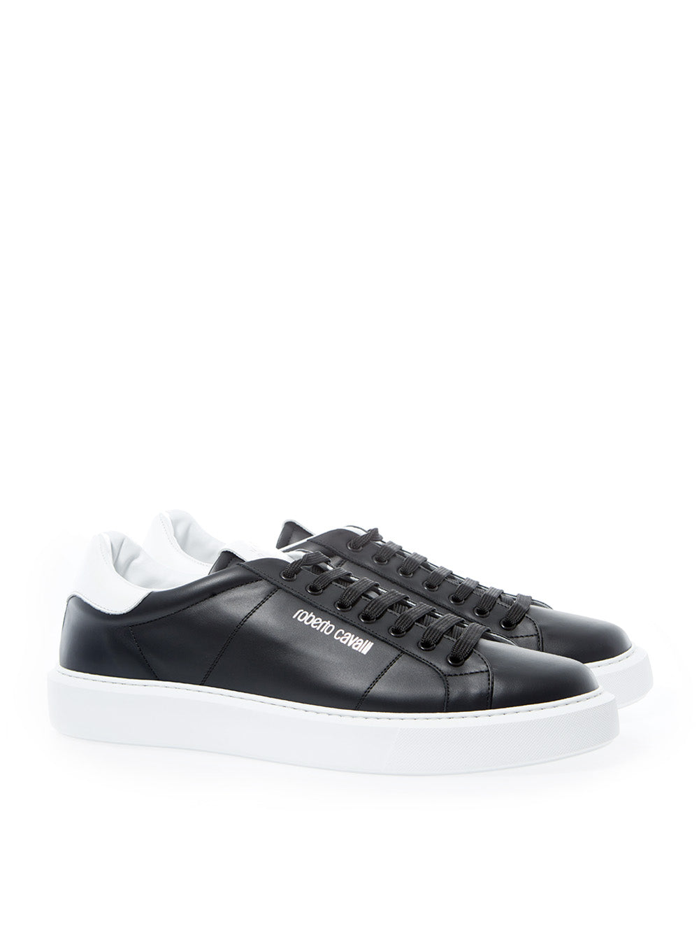 Schwarze Leder-Sneakers mit silbernem Logo