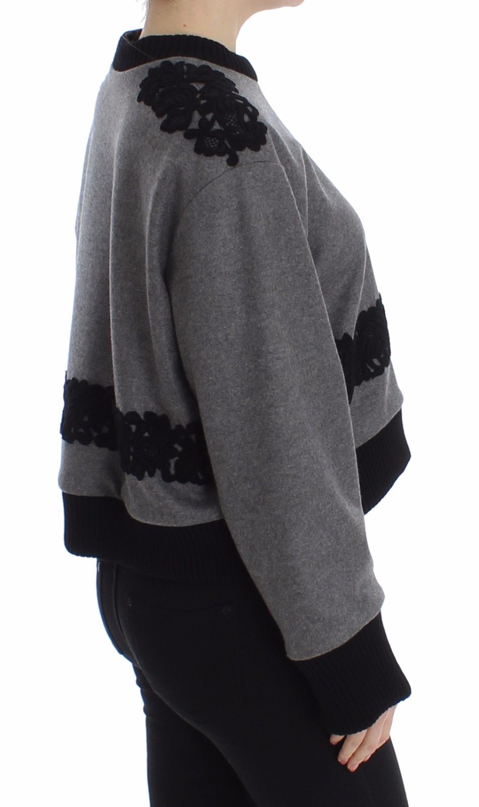 Grauer schwarzer Spitzenpullover aus Wolle und Kaschmir