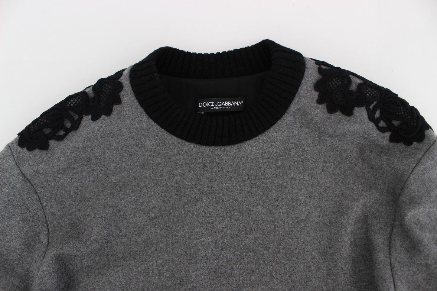 Grauer schwarzer Spitzenpullover aus Wolle und Kaschmir