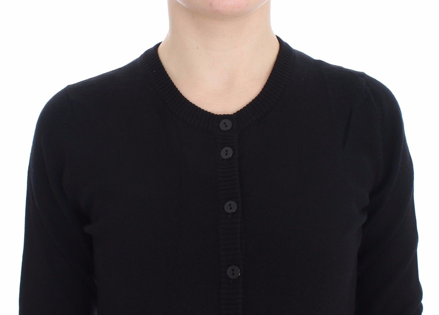Schwarze Wollstrickjacke mit Knopfleiste