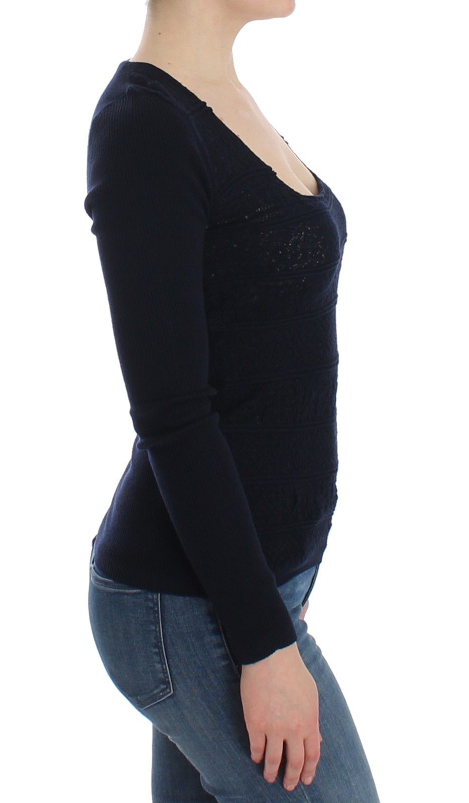 Blaues Pulloveroberteil aus gestrickter Stretch-Wolle