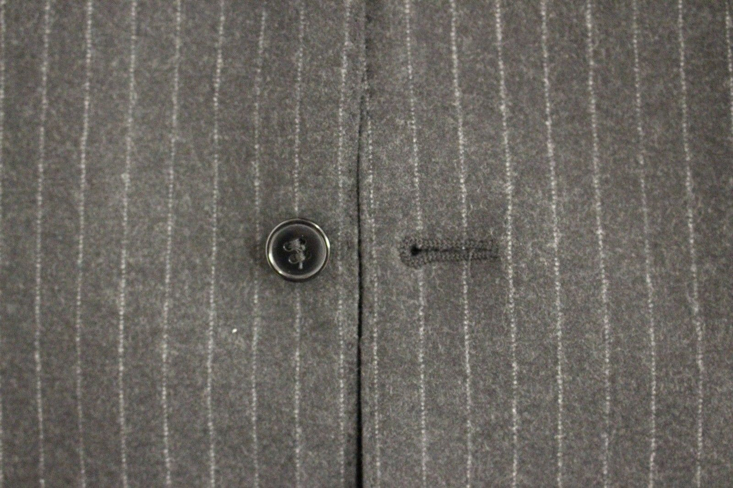 Graue gestreifte Wollweste Logo-Weste Gilet-Westen