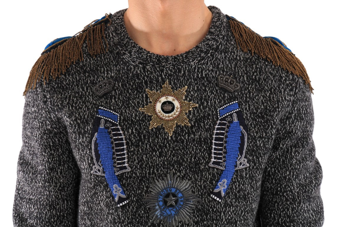 Grauer Pullover aus Wolle und Kaschmir
