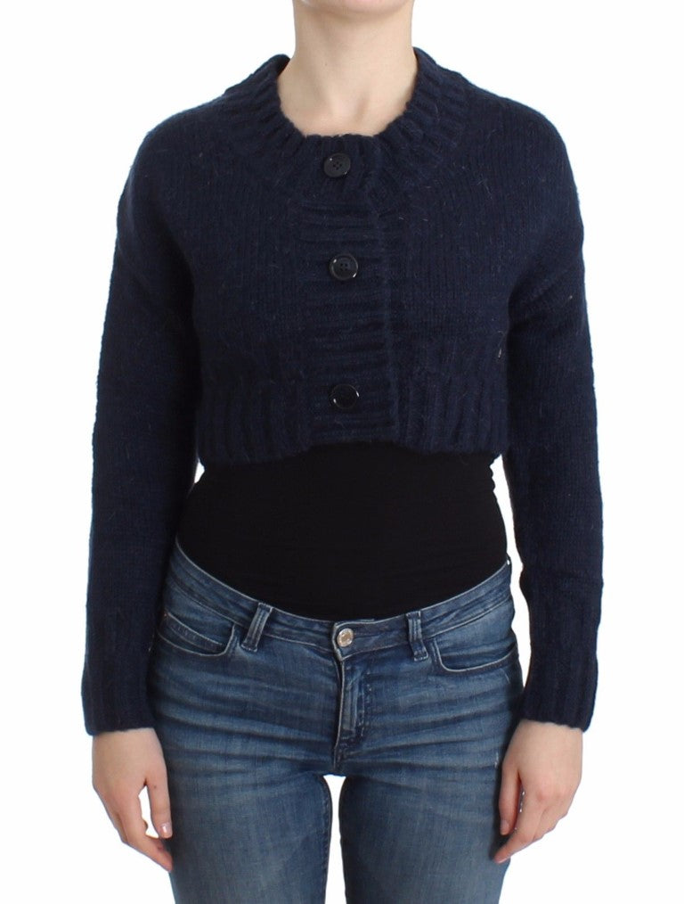 Blaue Kurzstrickjacke