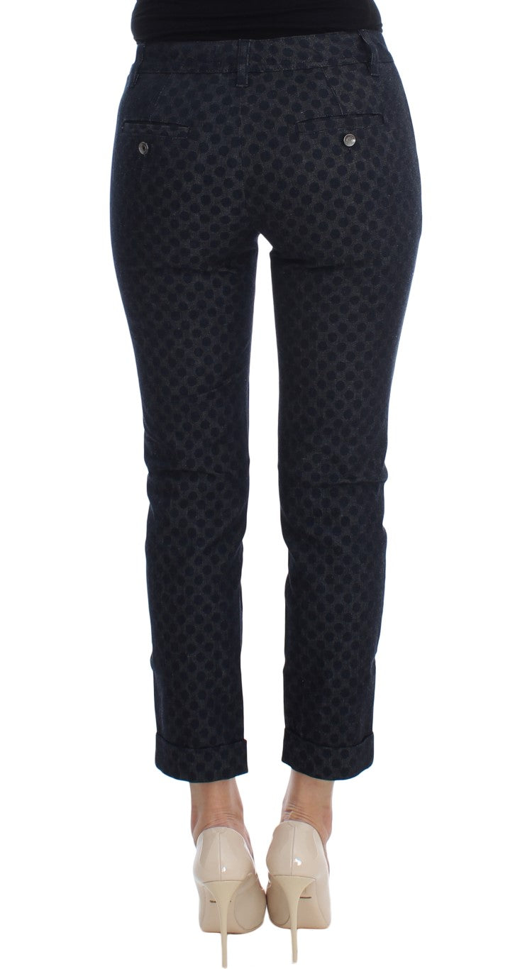 Gepunktete schmale Caprihose