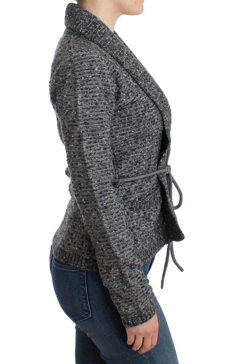 Graue Wollstrickjacke