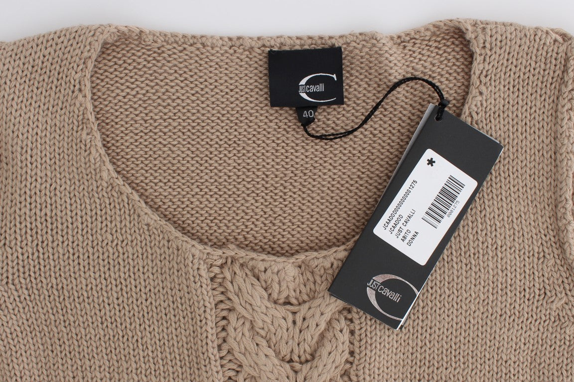 Beigefarbener Pullover aus gestrickter Wolle
