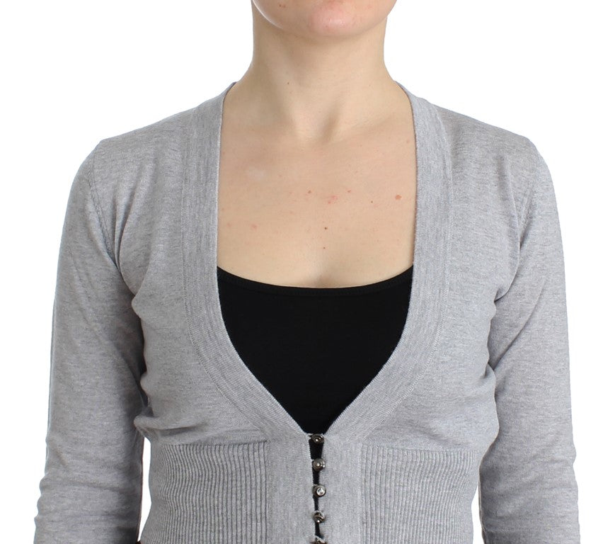 Graue Strickjacke aus Wolle in Kurzform