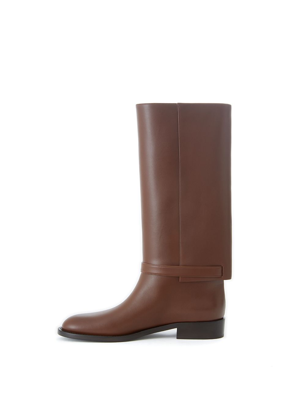 Tabakstiefel aus Leder mit Schnallenverzierung