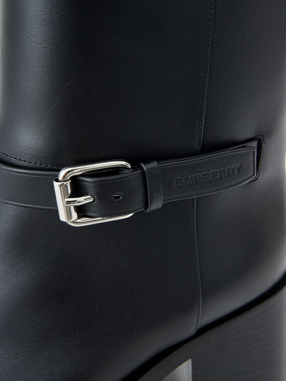 Schwarze Lederstiefeletten