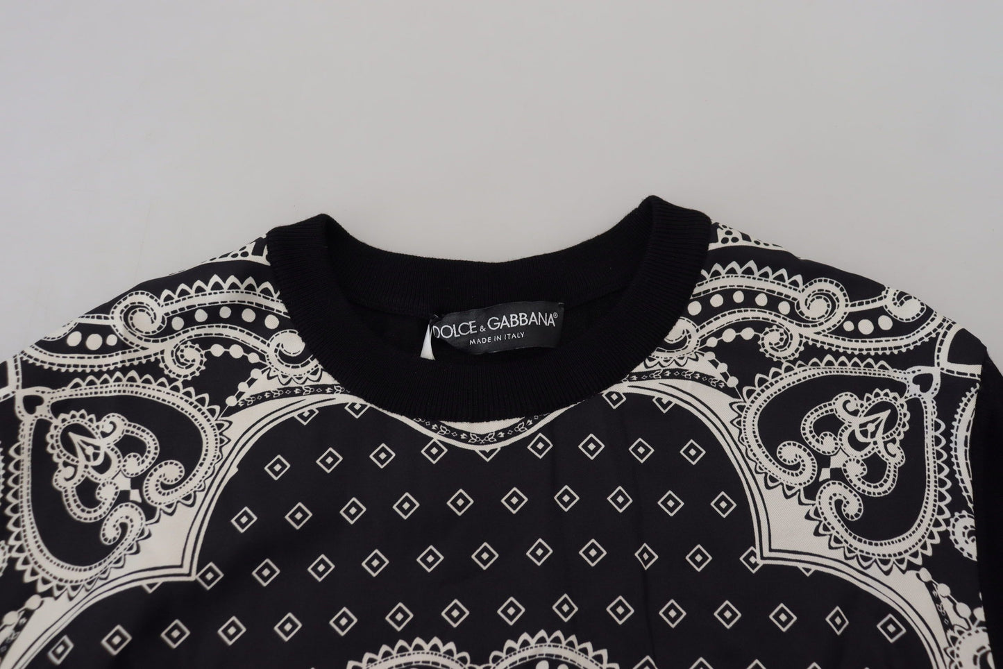 Schwarzer Bandana Pullover mit Rundhalsausschnitt
