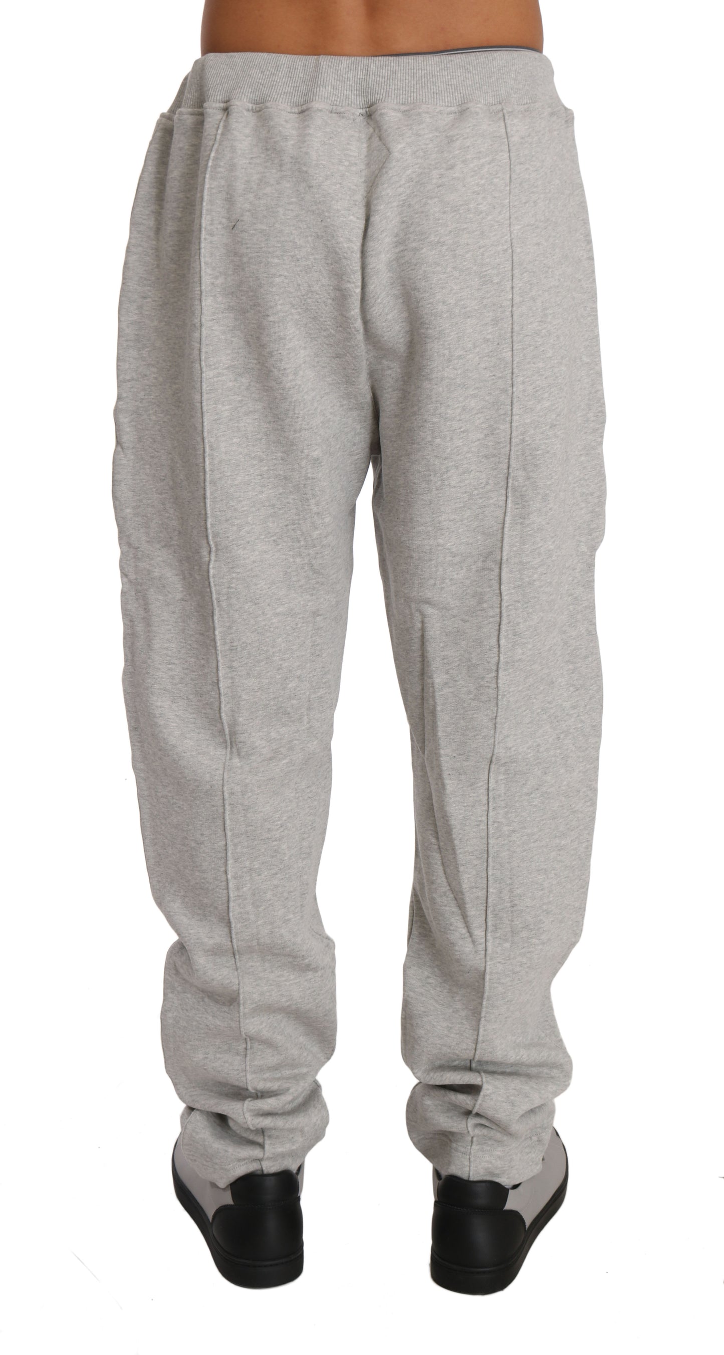 Grauer Baumwollpullover Hose Trainingsanzug