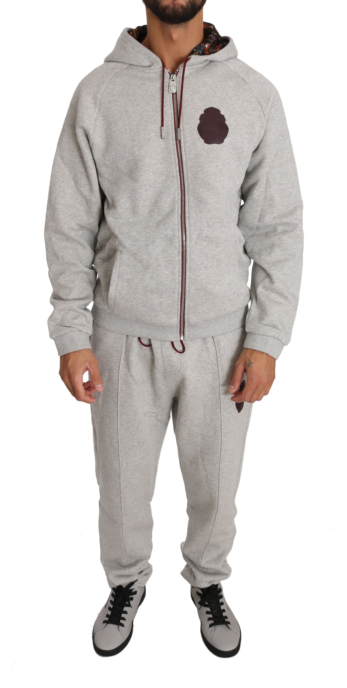 Grauer Baumwollpullover Hose Trainingsanzug