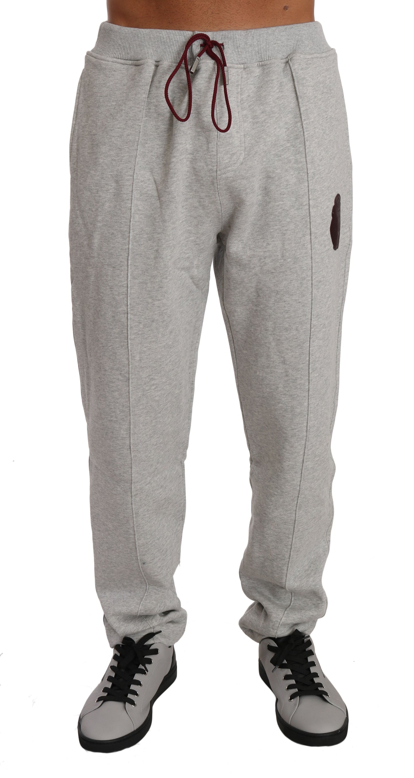Grauer Baumwollpullover Hose Trainingsanzug