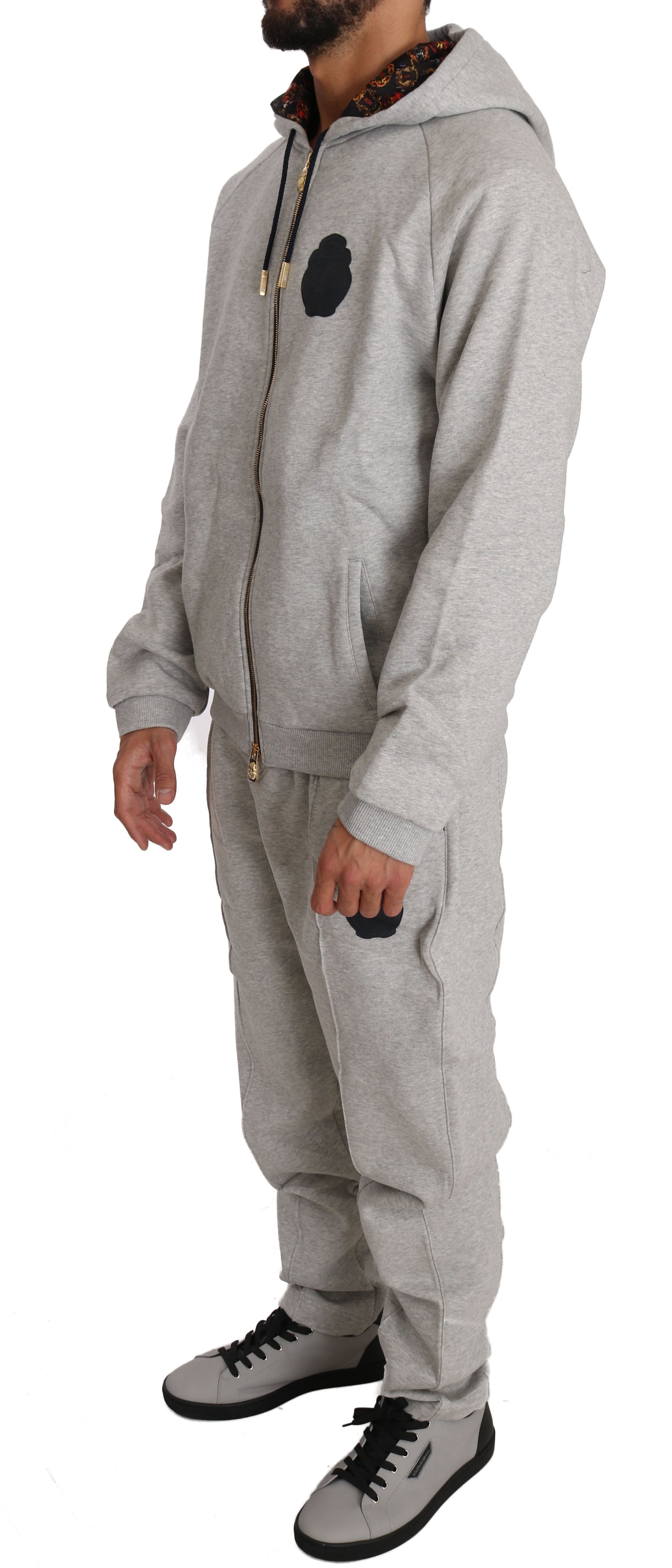 Grauer Baumwollpullover Hose Trainingsanzug
