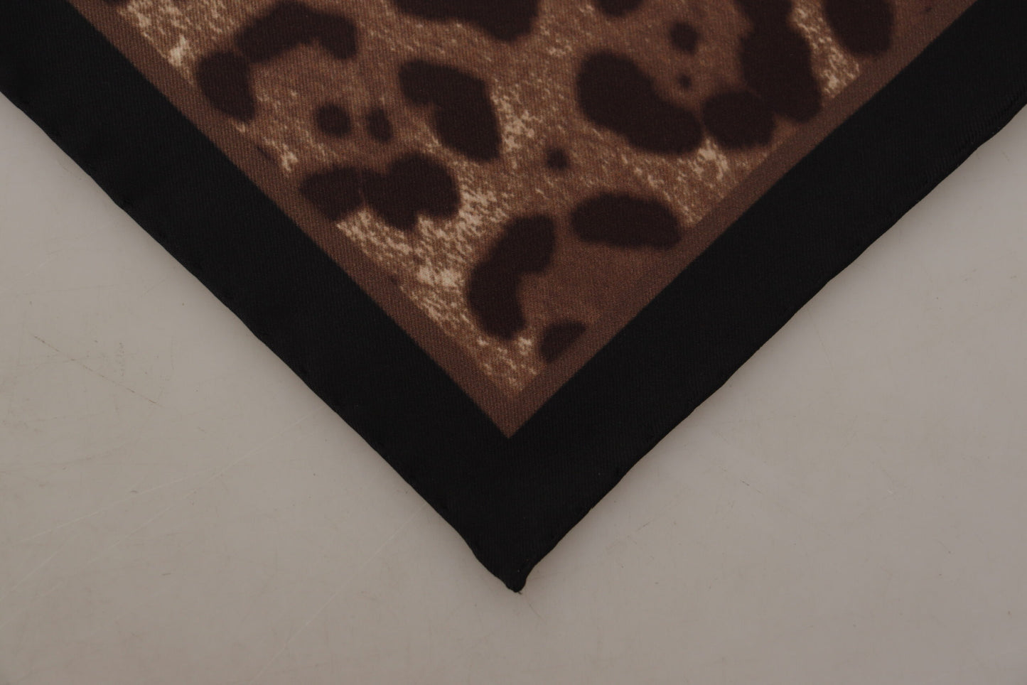 Brauner Leopard Seide Quadratisches Taschentuch Schal