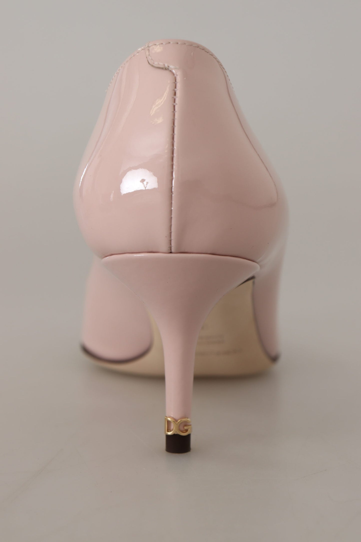 Rosa Lackleder Kitten Heels Pumps Schuhe