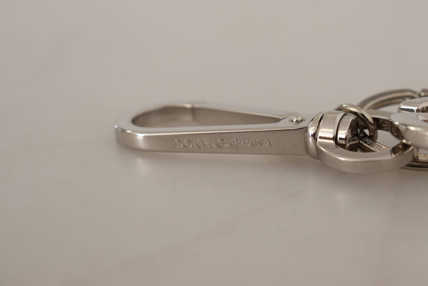 Silberfarbener Messing-Schlüsselanhänger DG Logo Keychain