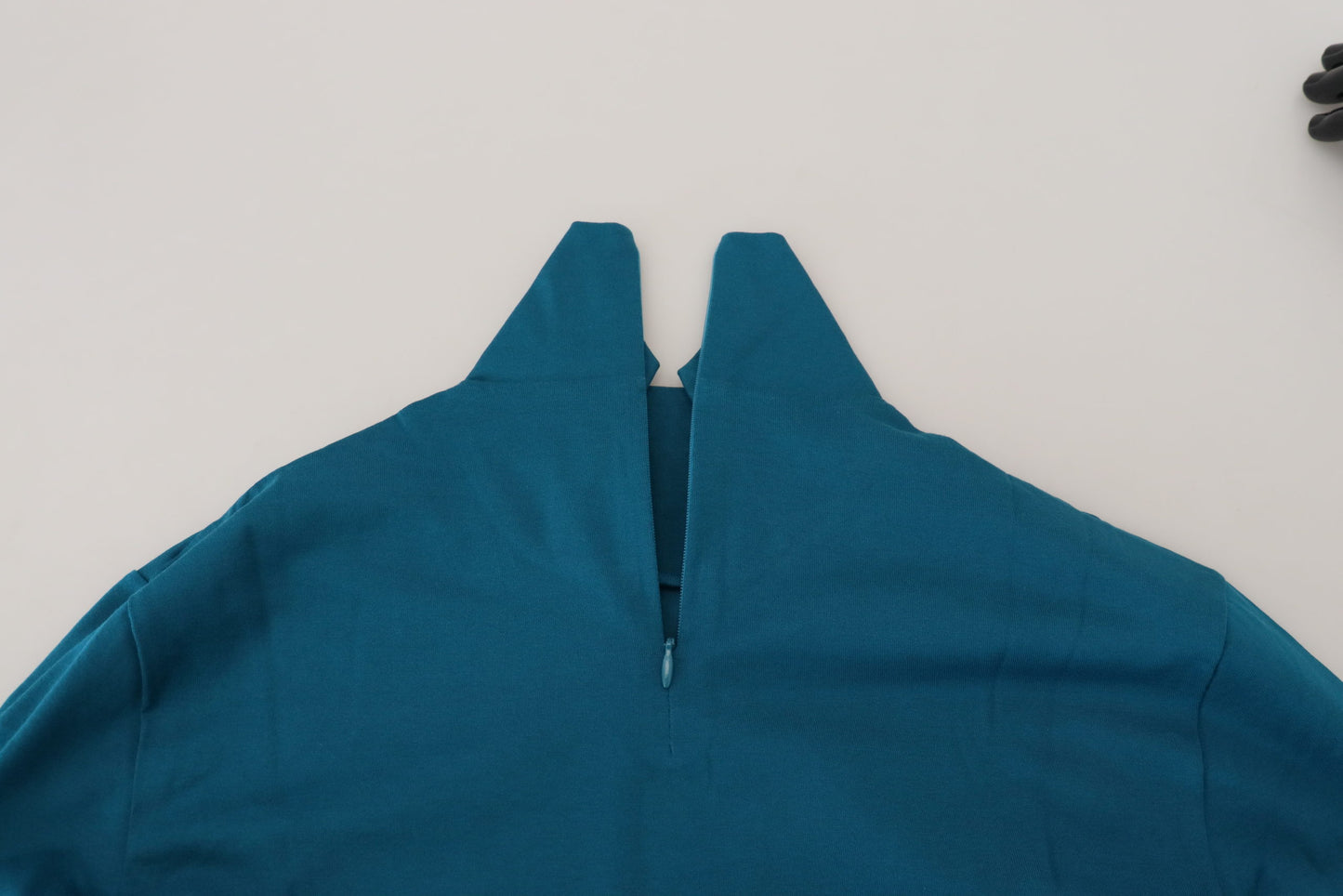 Blauer Baumwollpullover mit Kragen Schlanker Pullover