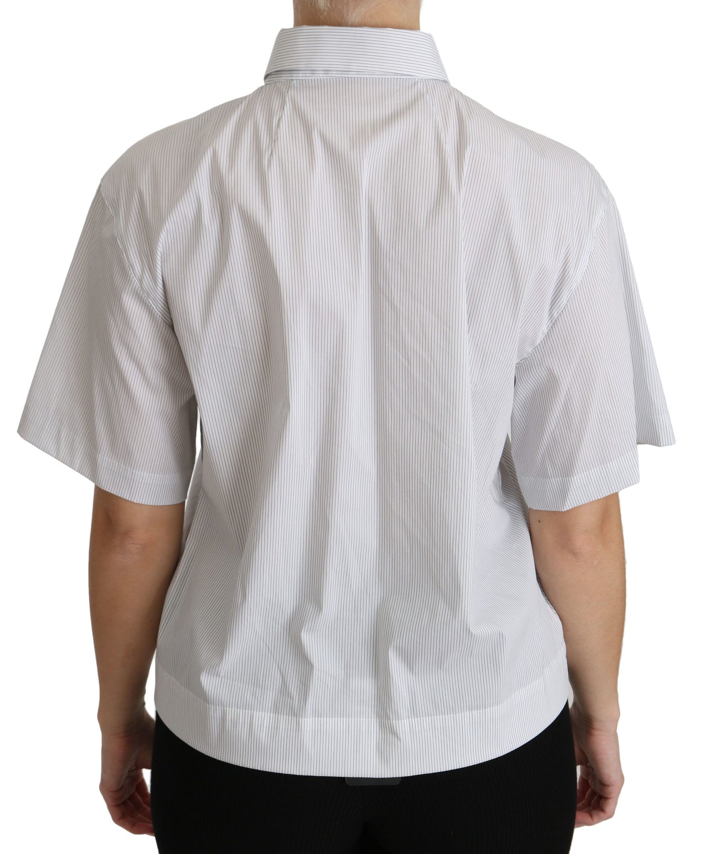 Weißes kurzärmeliges Poloshirt mit Kragen