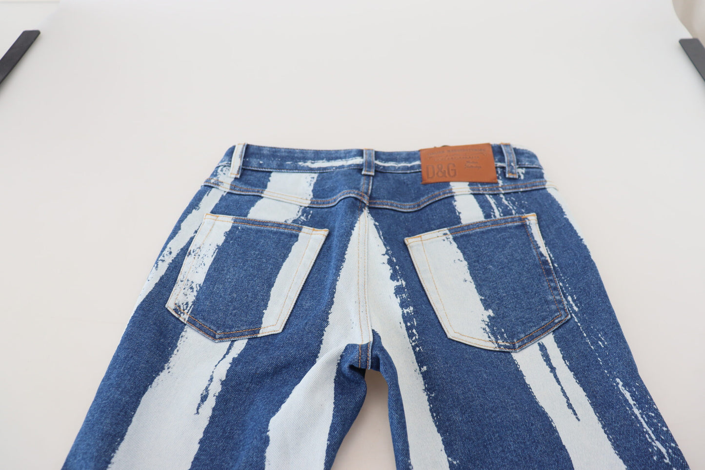 Kobaltblaue gestreifte Skinny Denim-Jeans aus Baumwolle