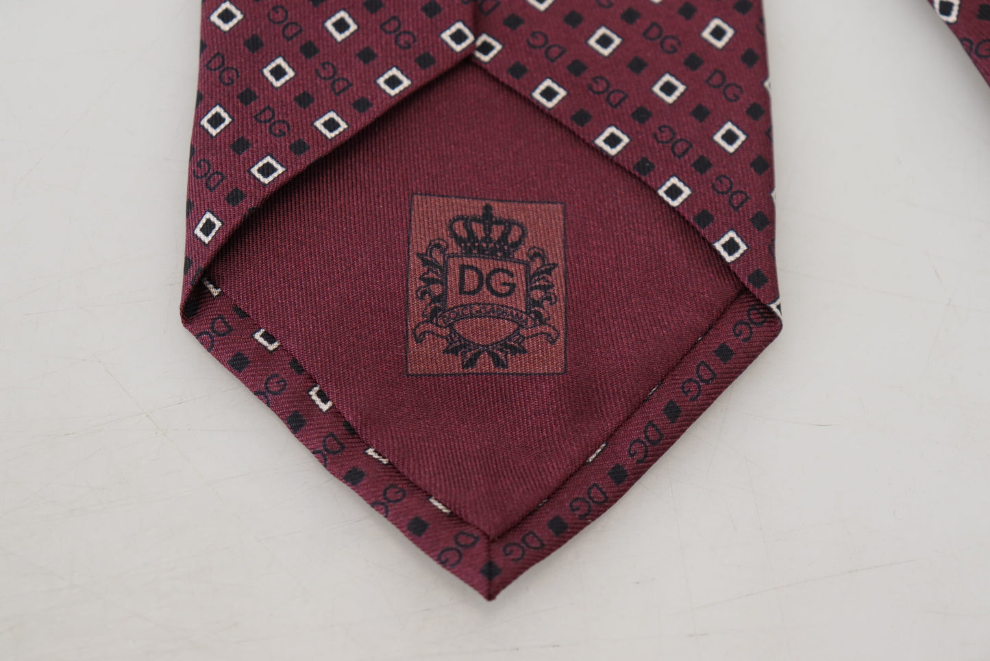 Maroon Classic DG Logo Herren Krawatte Schlank