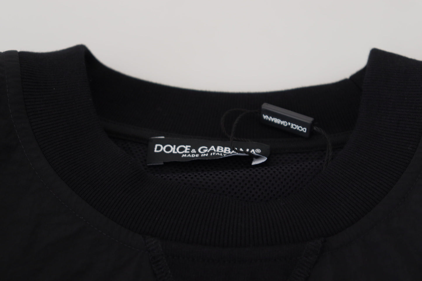 Schwarzer Nylonpullover mit Rundhalsausschnitt und Logo-Pullover