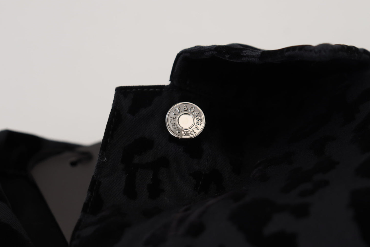 Schwarze Leoparden-Langarm-Jacke aus Denim-Baumwolle