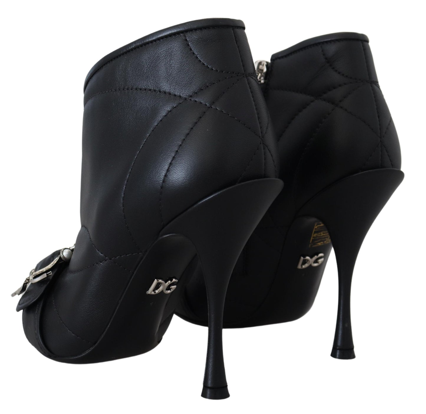 Schwarze Devotion Gesteppte Knöchelstiefel mit Schnalle Schuhe