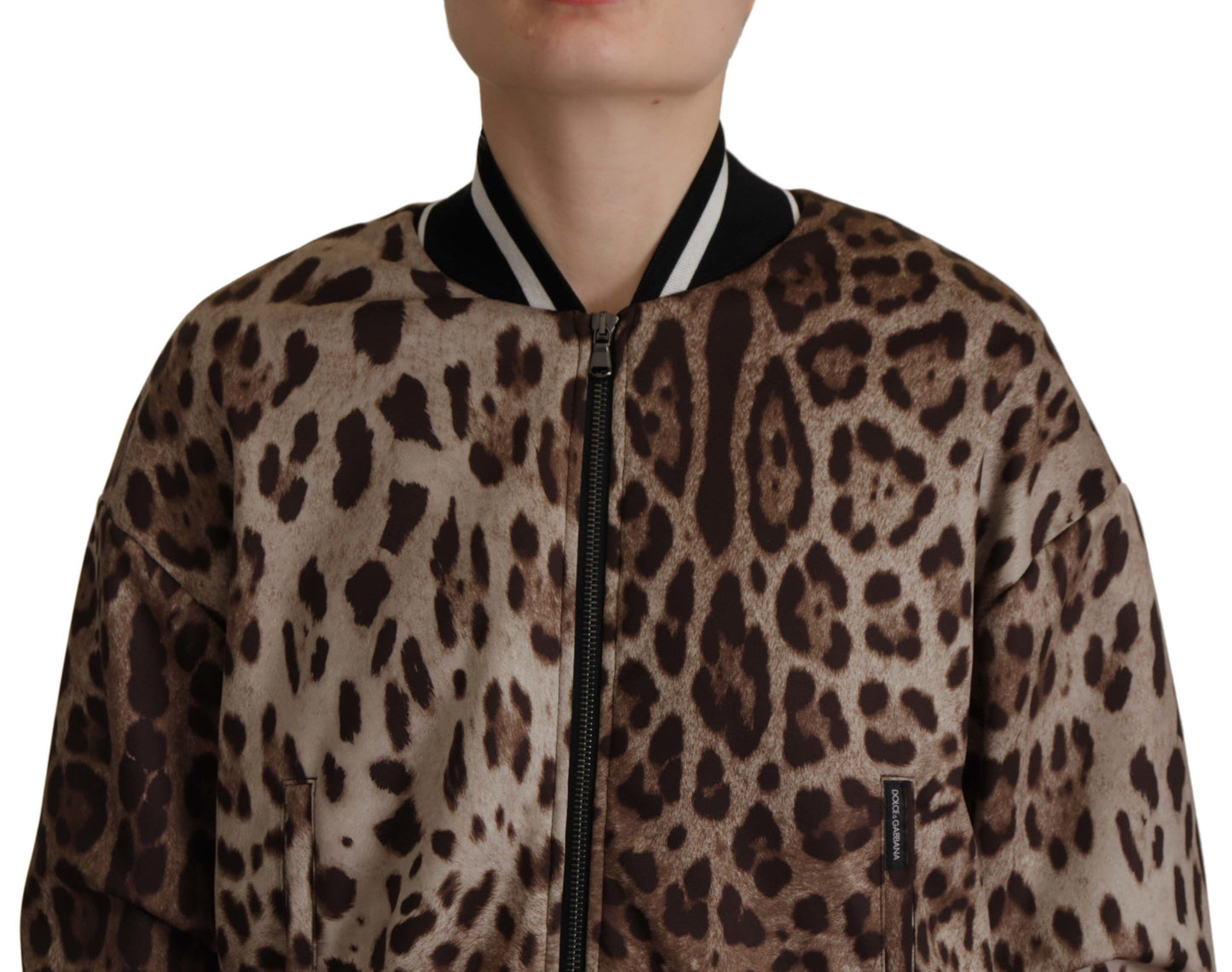 Braune Jacke mit Leopardenmuster und durchgehendem Reißverschluss aus Nylon