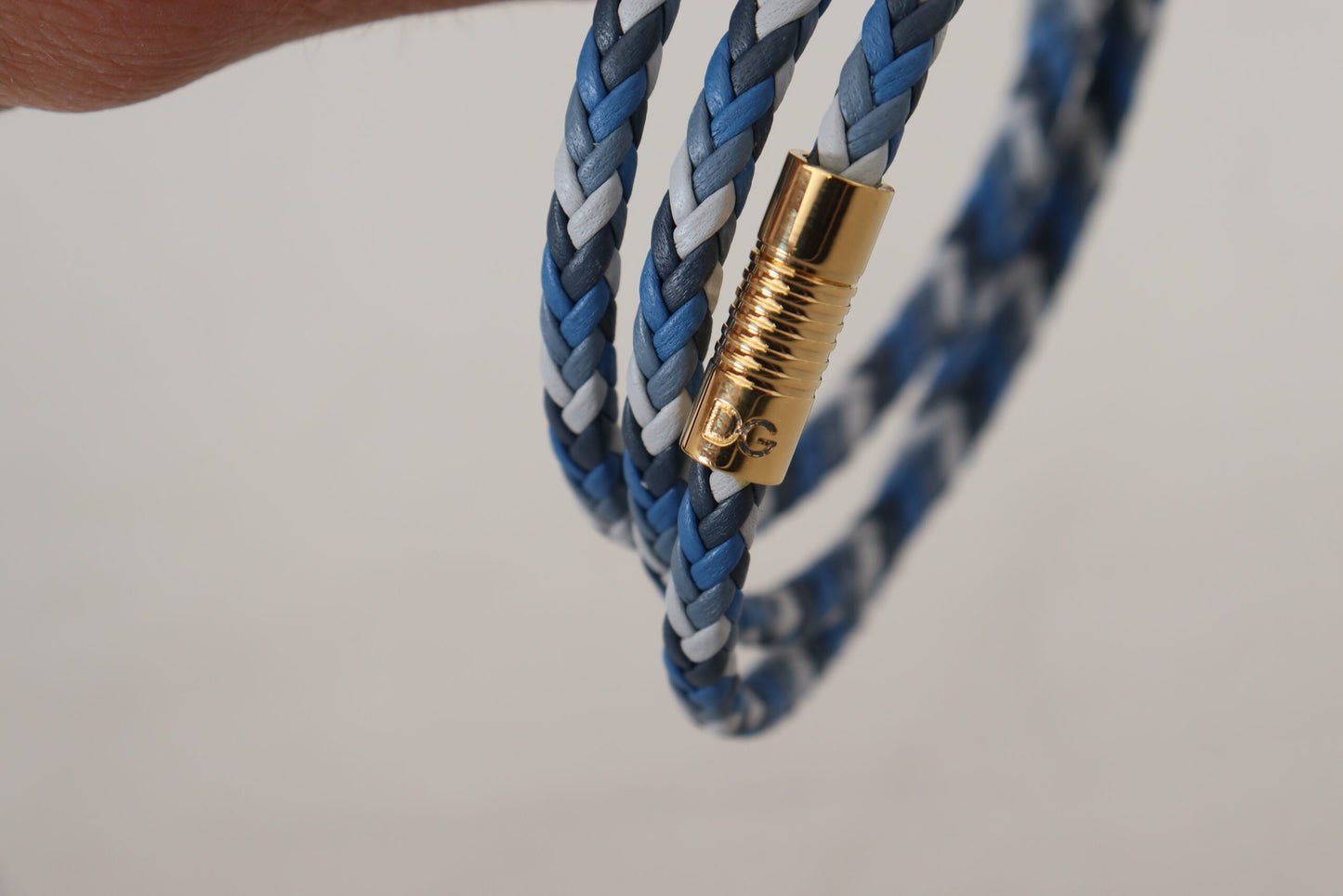 Multicolor geflochtenes Armband aus Leder und Messing