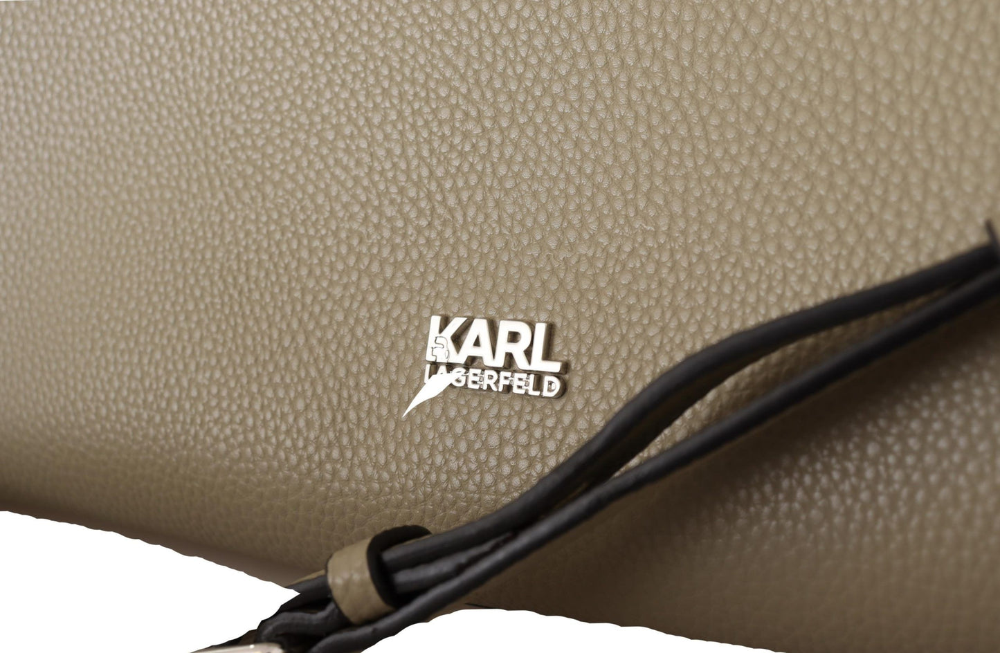 Salbeigrüne Leder-Tote-Tasche