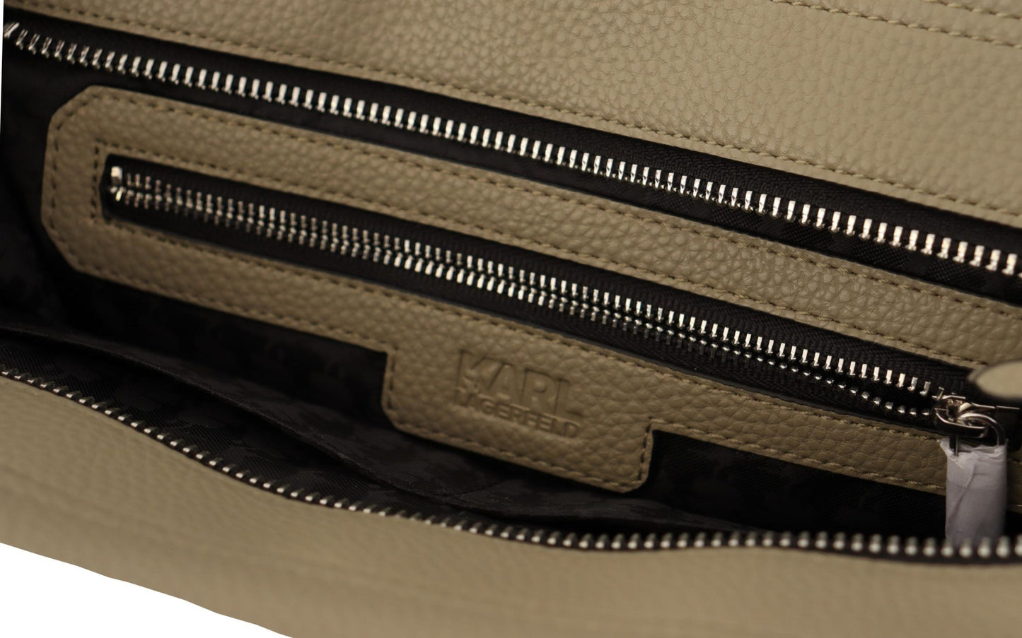 Salbeigrüne Leder-Tote-Tasche