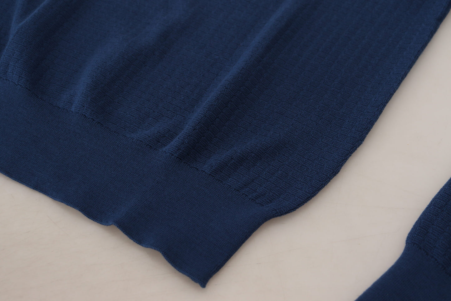 Blauer Kaschmirpullover mit Rundhalsausschnitt