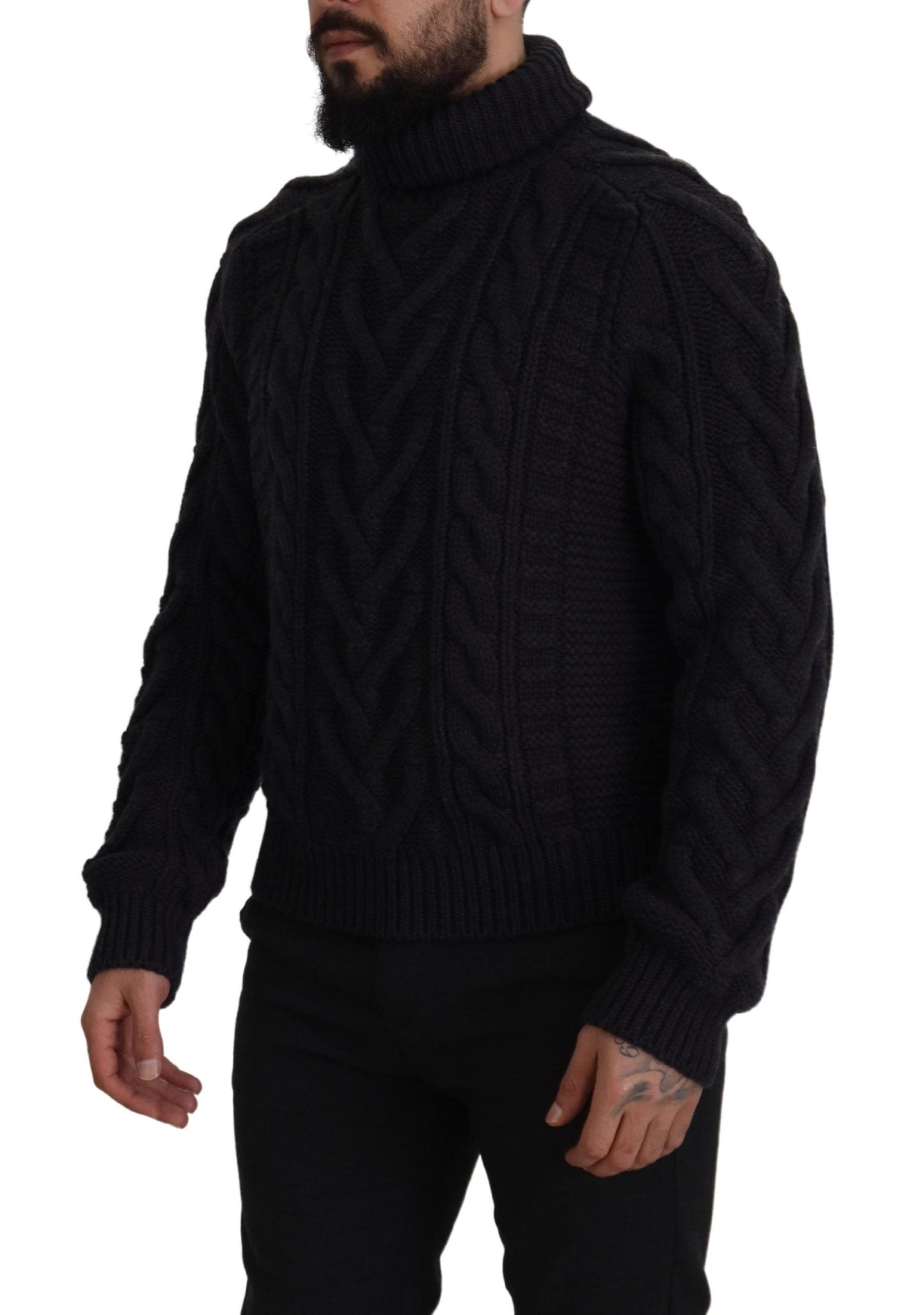 Schwarzer Wollstrick-Rollkragenpullover