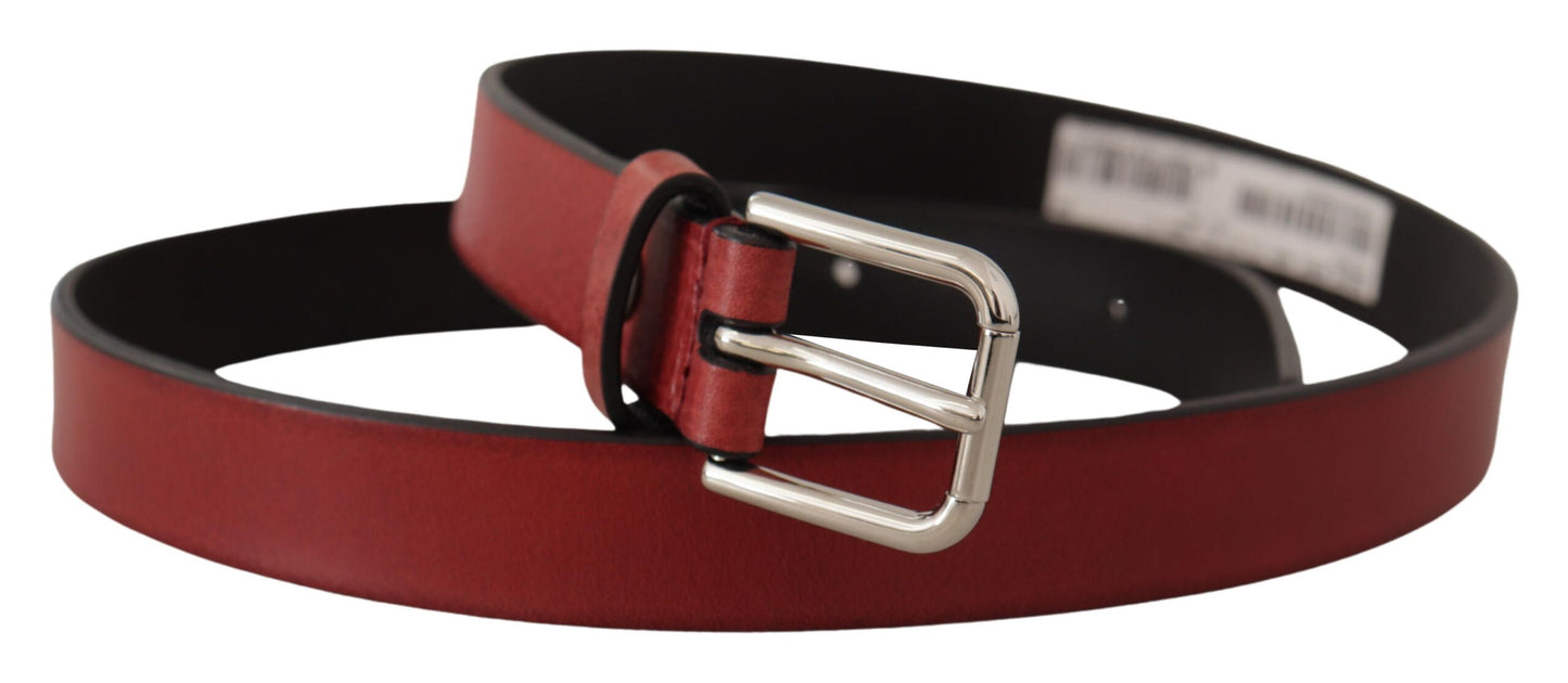 Kastanienbrauner Vitello-Leder-Gürtel mit silbernem Metall