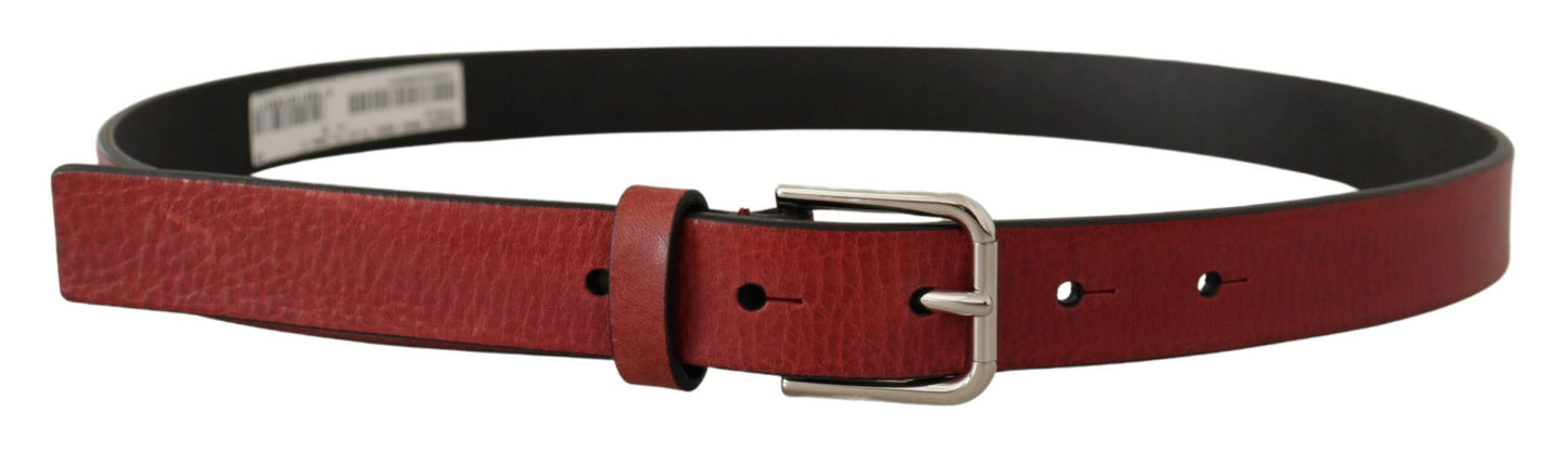 Kastanienbrauner Vitello-Leder-Gürtel mit silbernem Metall