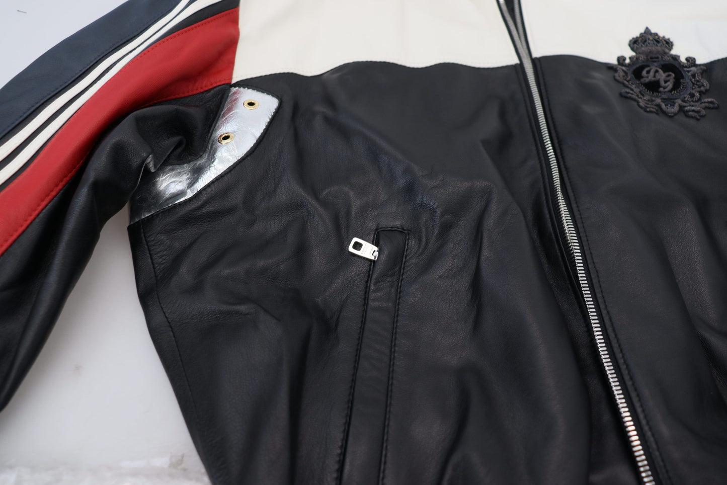 Schwarzer Leder Blousonmantel mit Kapuze Jacke