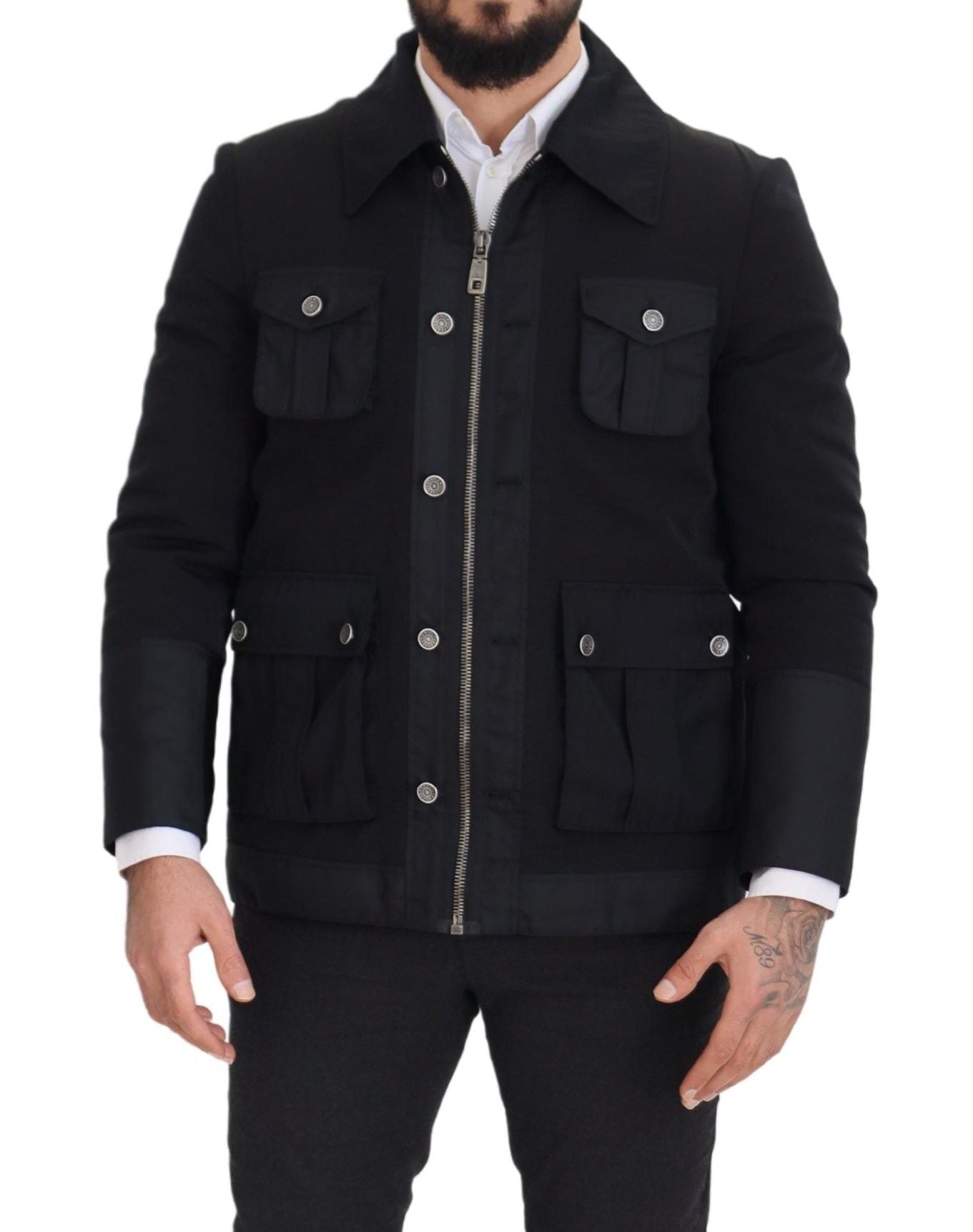 Schwarze Jacke mit durchgehendem Reißverschluss und Kragen aus Wolle