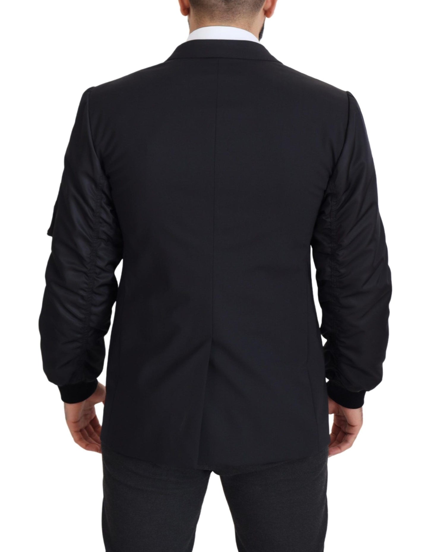 Schwarze Jacke mit langen Ärmeln und durchgehendem Reißverschluss aus Wolle