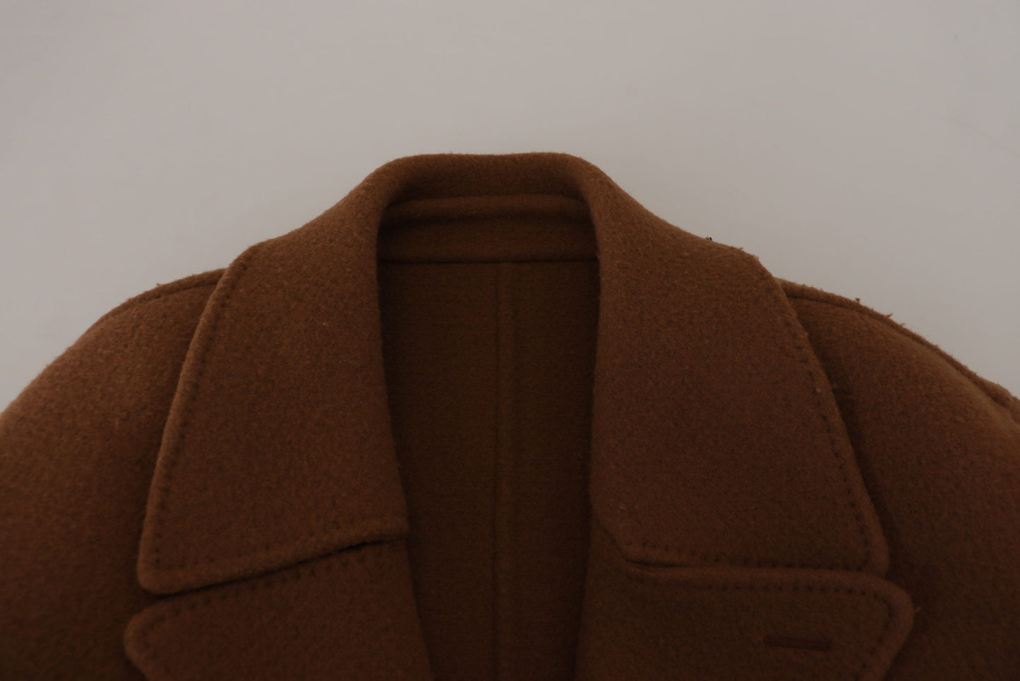 Brauner Nylonmantel Zweireiher Jacke