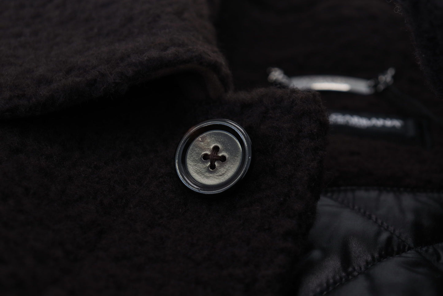 Schwarzer Alpaka Button Down Trenchcoat Jacke