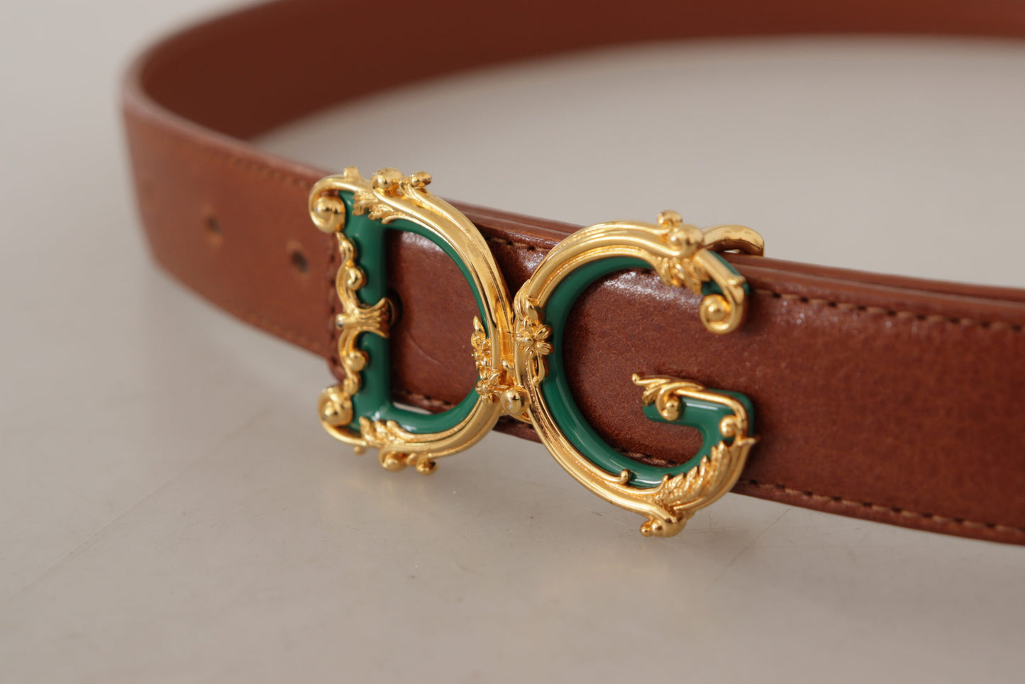 Braunes Leder Barock Gold DG Logo Gürtelschnalle