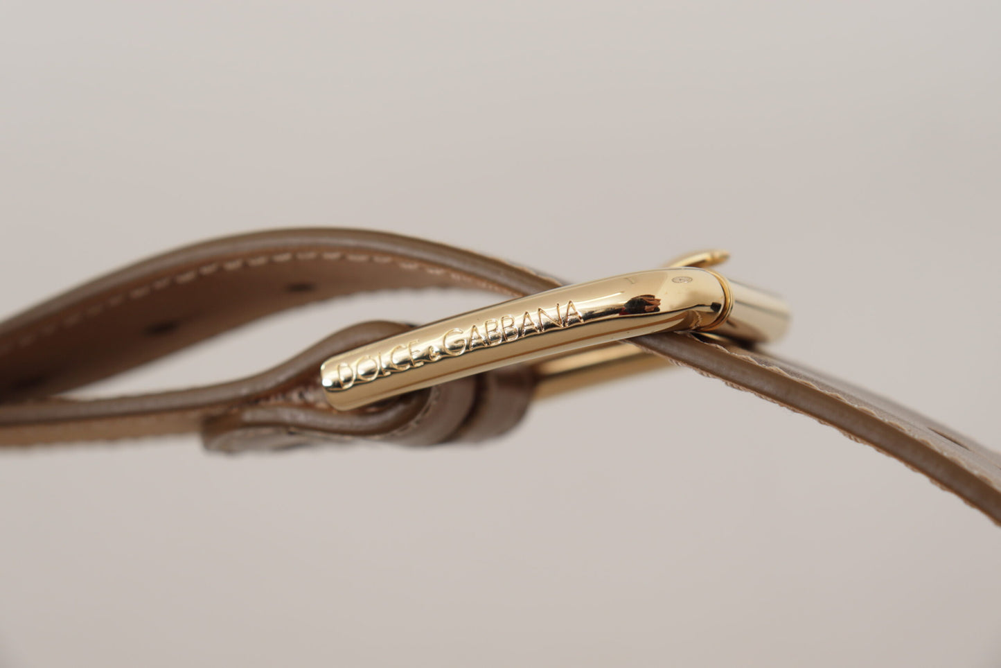 Bronze Kalbsleder Gold Logo Gürtelschnalle