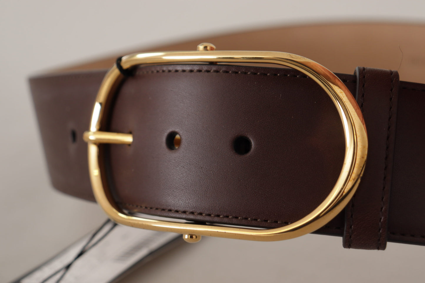 Dunkelbrauner Leder-Gold-Metall-Gürtel mit breiter Taillenschnalle