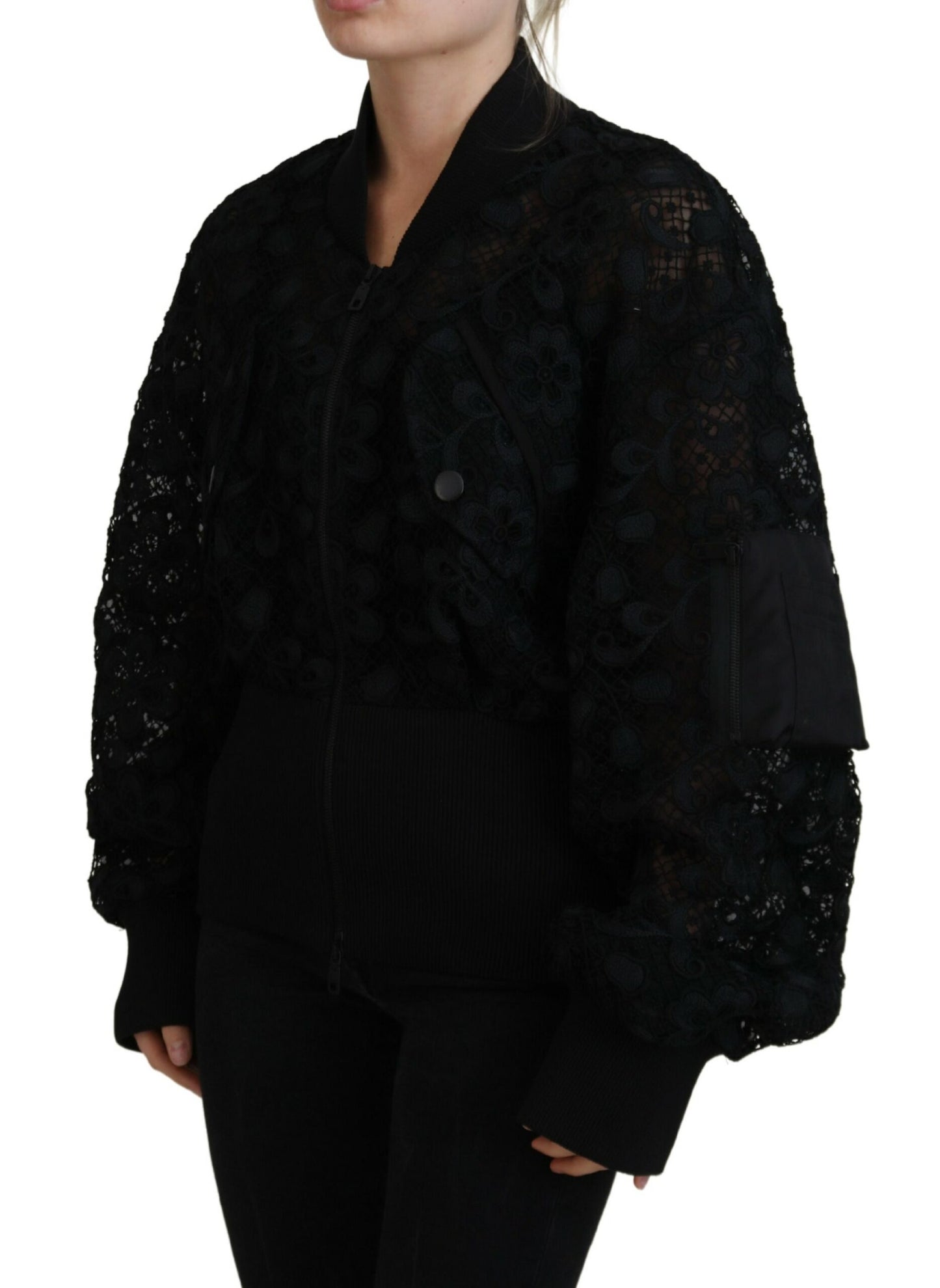 Schwarze Jacke mit durchgehendem Reißverschluss und floraler Spitze aus Baumwolle