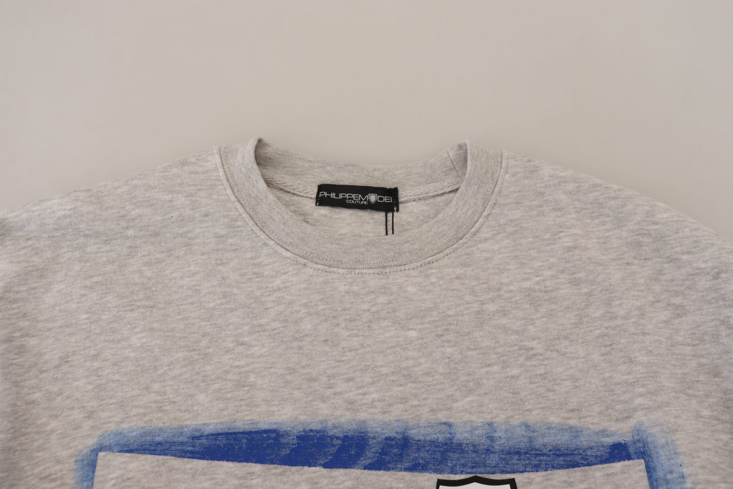 Grauer bedruckter Pullover mit langen Ärmeln Pullover