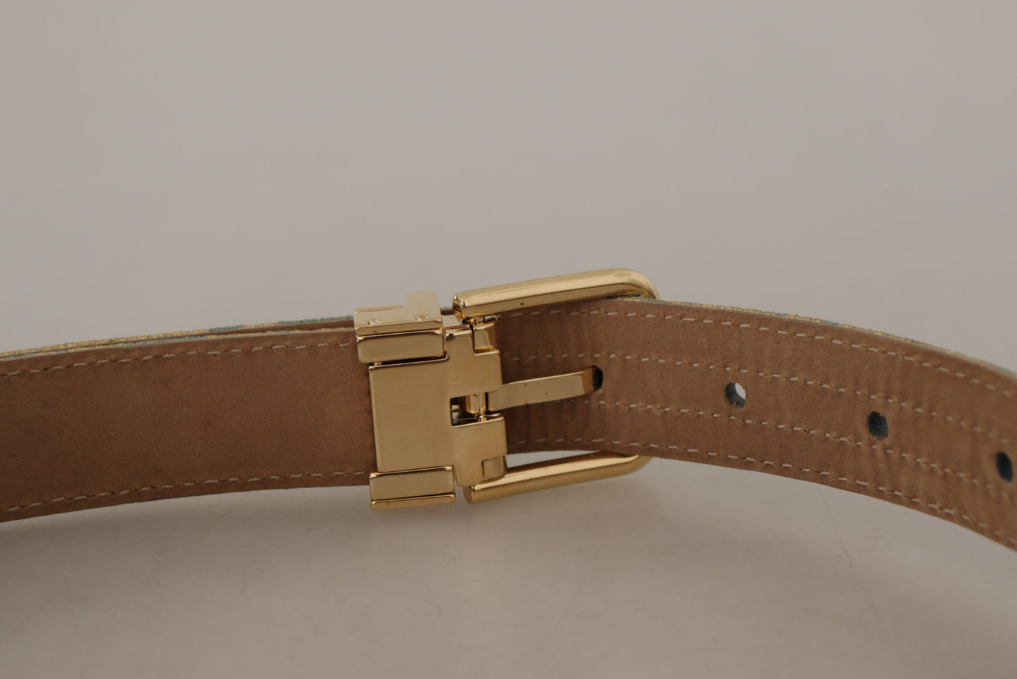 Blauer Leder-Jacquardgürtel mit geprägter goldener Metallschnalle