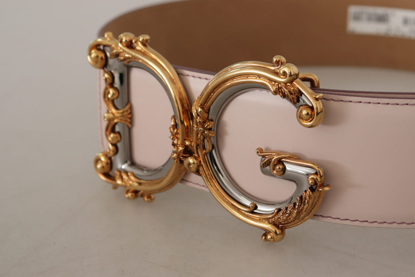 Rosa Leder breiter DG Logo Barock Gürtel mit goldener Schnalle