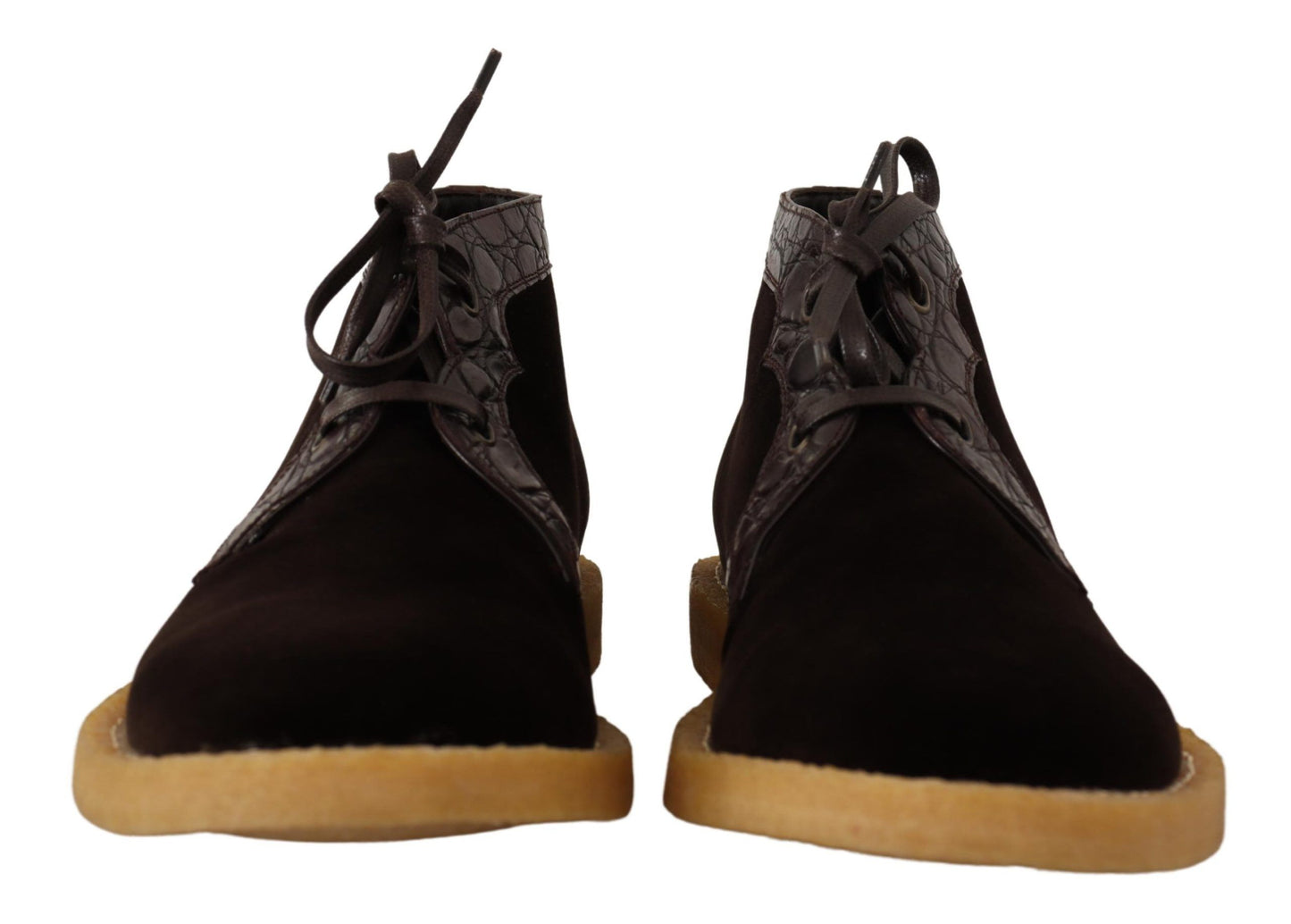 Braune Samtstiefel aus exotischem Leder